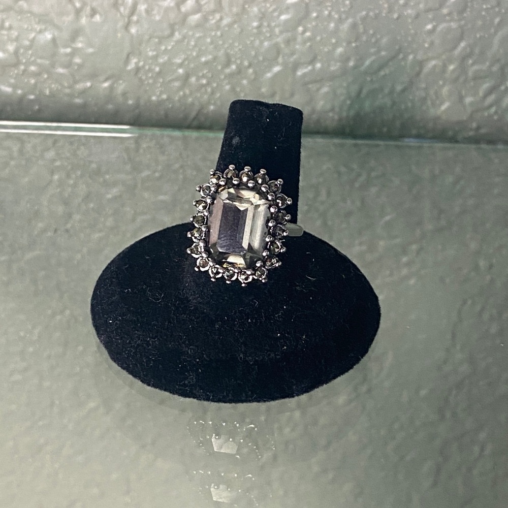 Silver & Gray Gem Ring